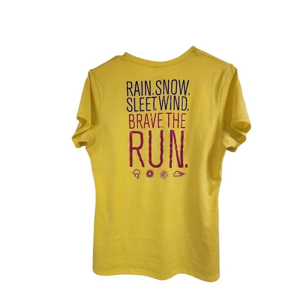Under Armour Brave the Run Yellow Heat Gear medium womens short sleeve